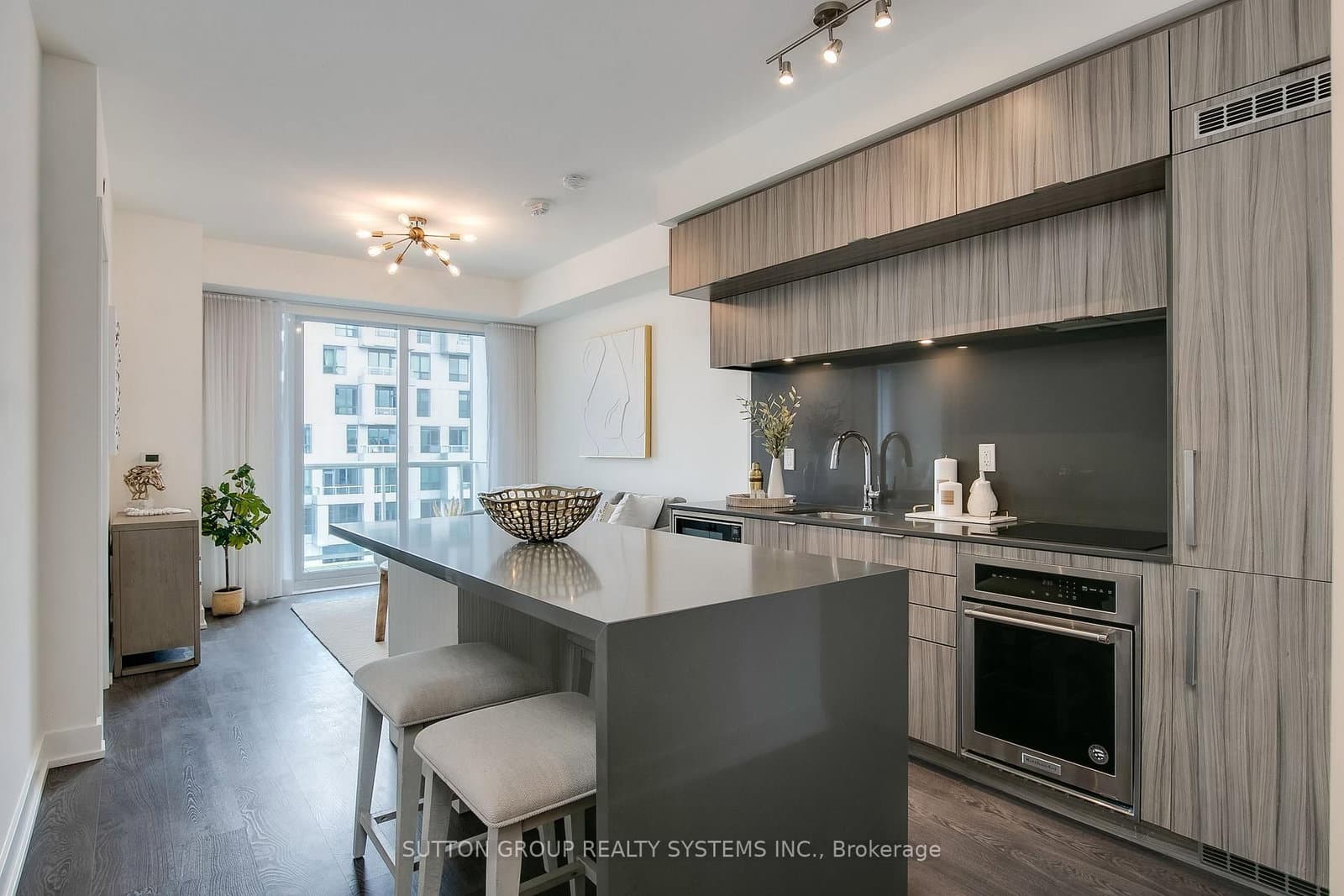 80 Vanauley Street, Unit 910 - Image 3