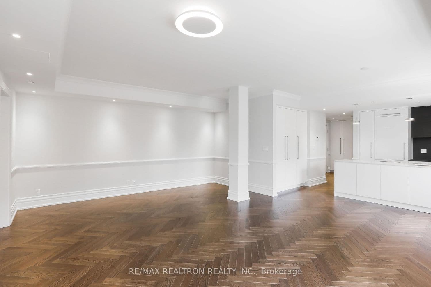 2 Clarendon Avenue, Unit 206 - Image 3