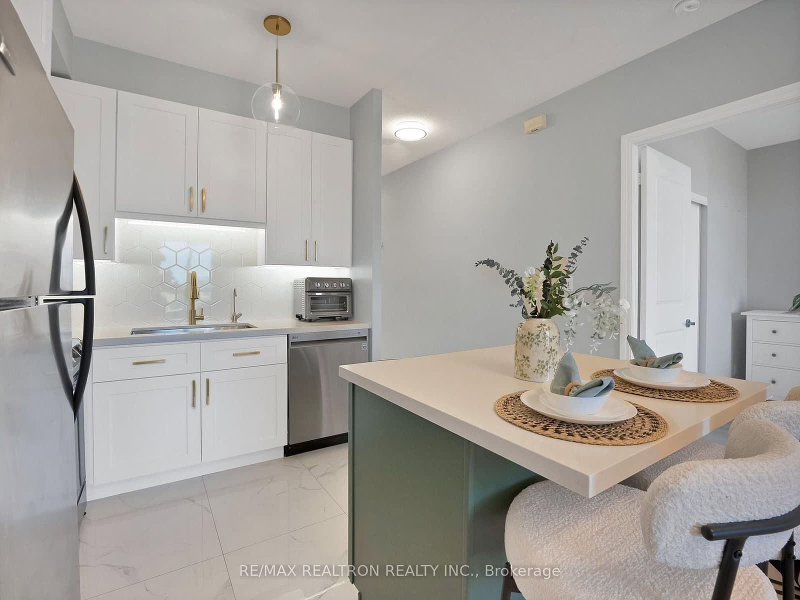 133 Wynford Drive, Unit 707 - Image 5