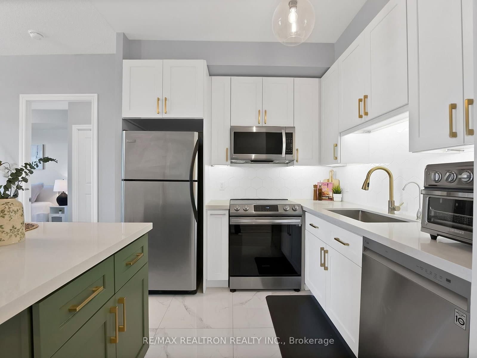 133 Wynford Drive, Unit 707 - Image 6