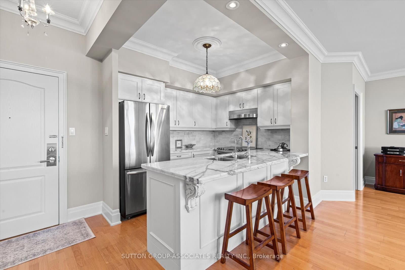 18 Wanless Avenue, Unit PH6 - Image 3