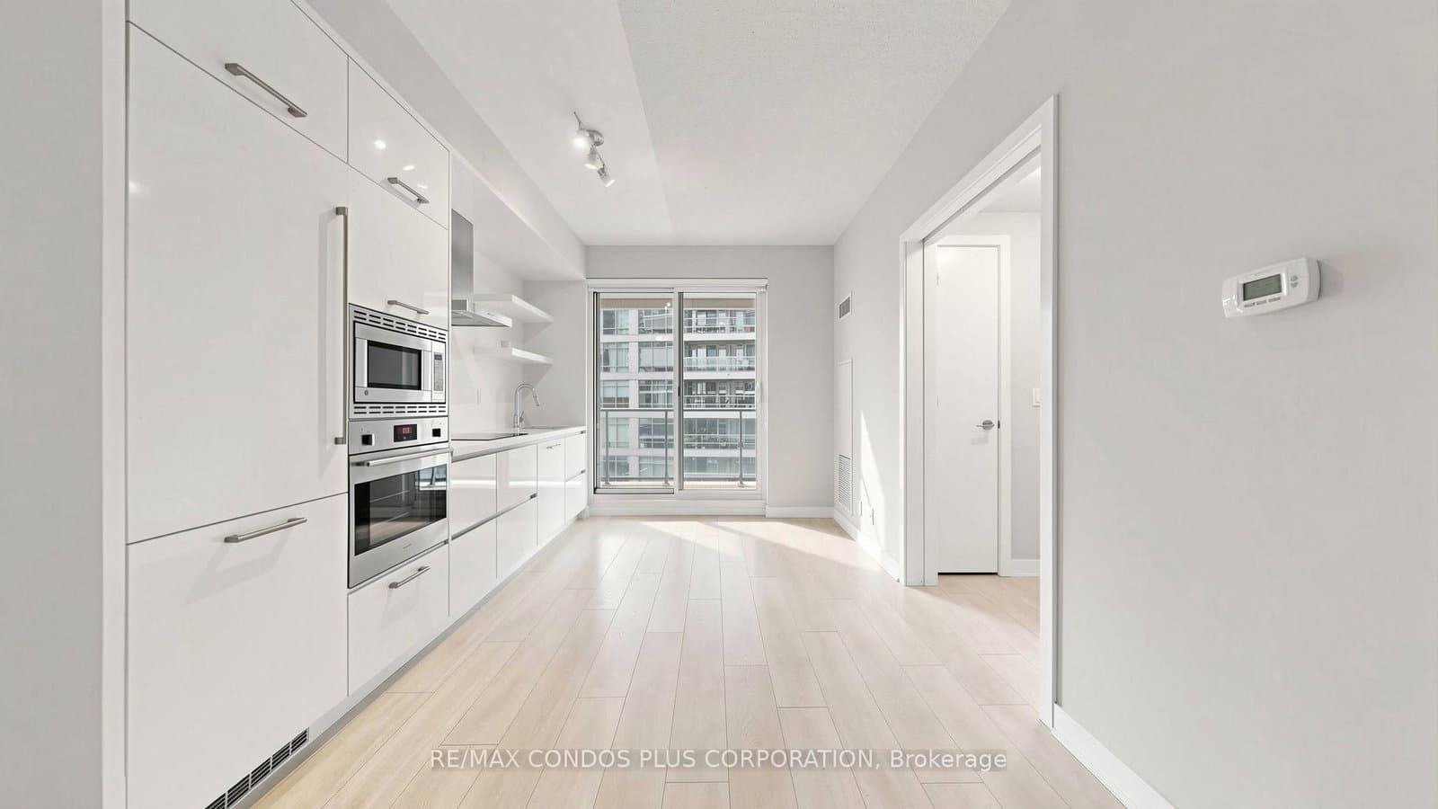 2221 Yonge Street, Unit 506 - Image 4