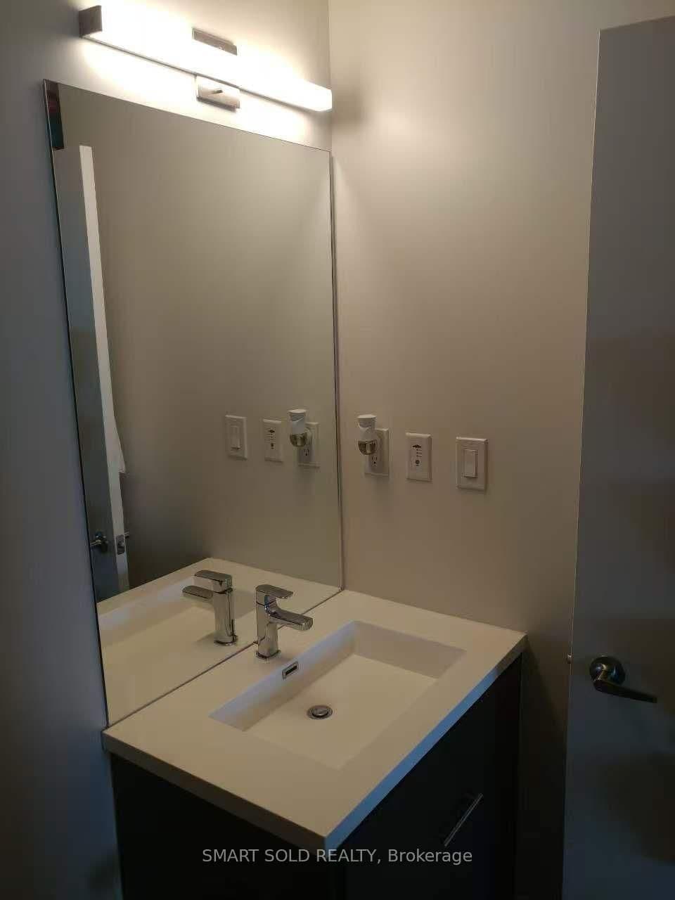 180 Fairview Mall Drive, Unit 807 - Image 6