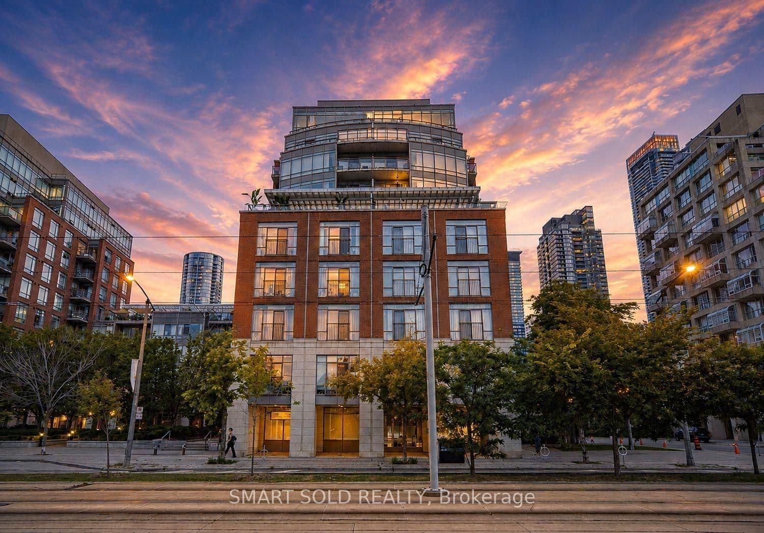 500 Queens Quay W, Unit Ph01E - Image 1