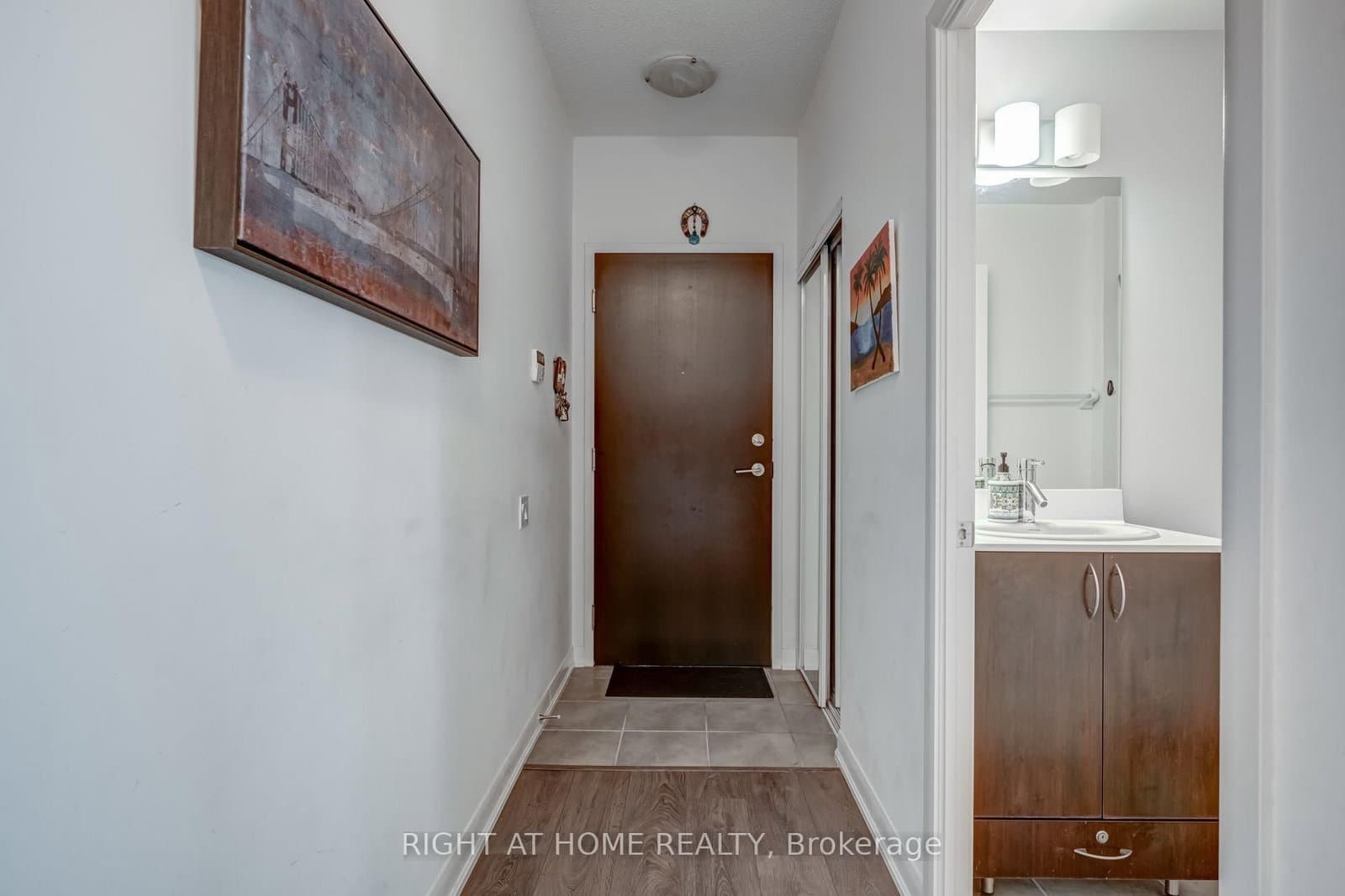 5162 Yonge Street, Unit LPH208 - Image 4