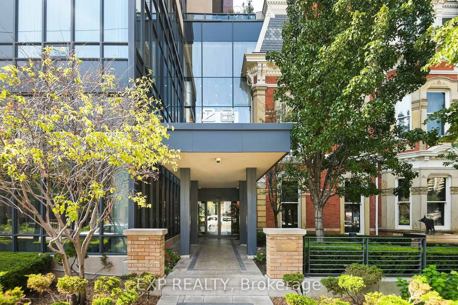 28 Linden Street, Unit PH2 - Image 4