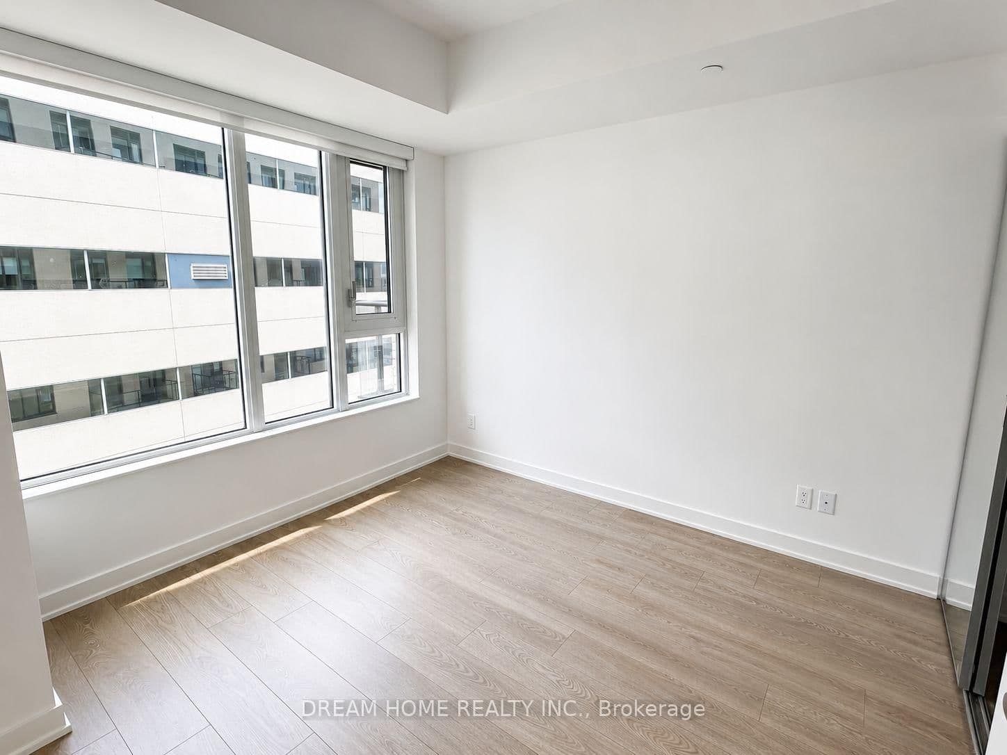 543 Richmond Street W, Unit 1424 - Image 4