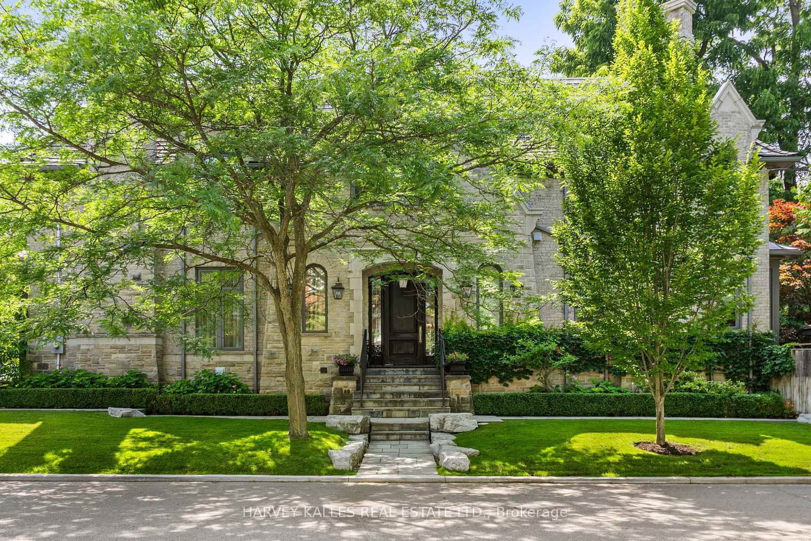 6 Vesta Drive - Image 3