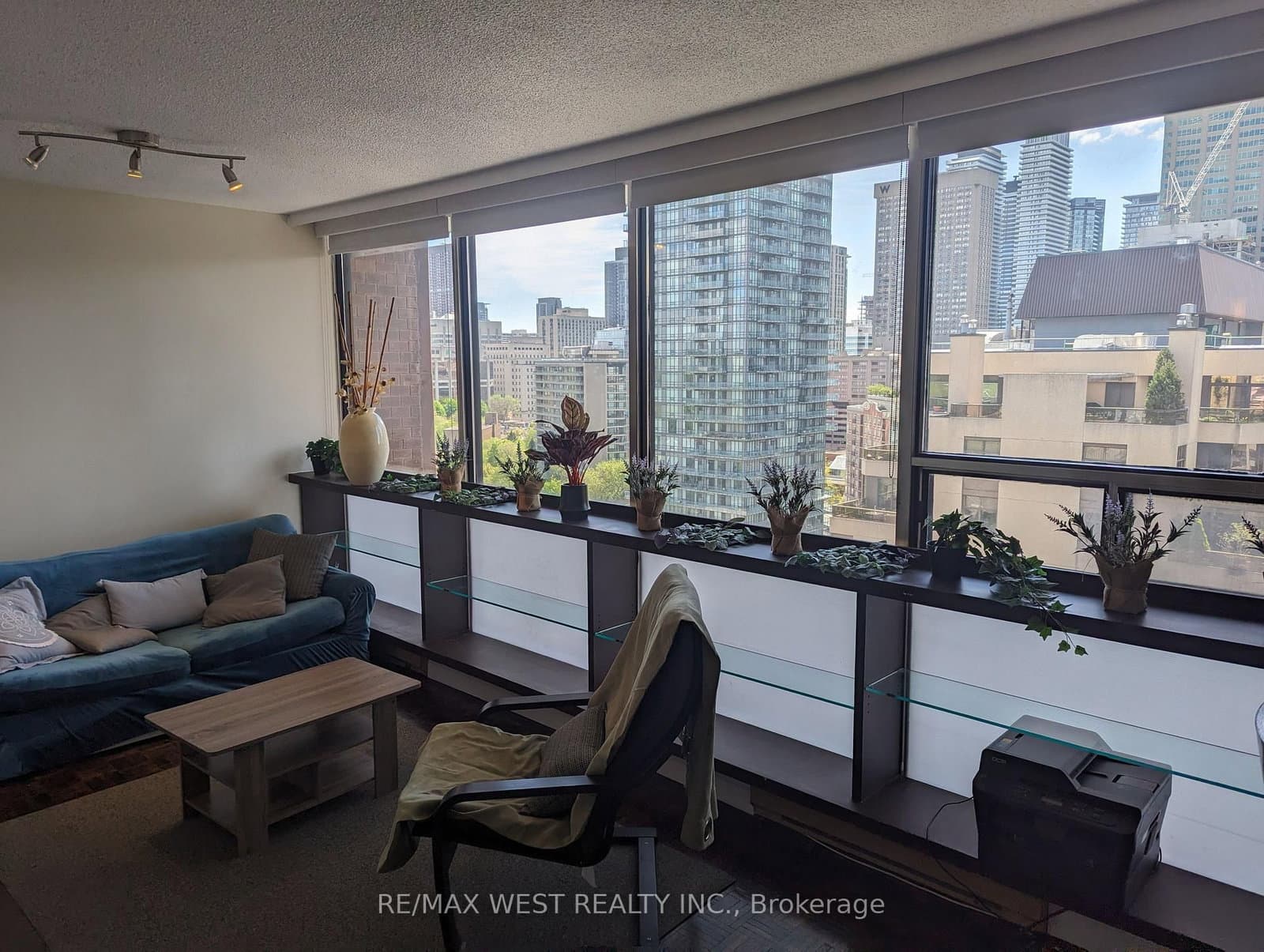 914 Yonge Street, Unit 1206 - Image 2
