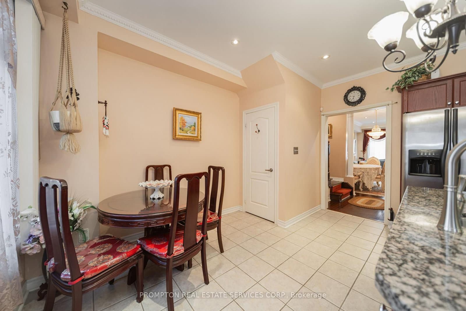 25 Routliffe Lane - Image 5