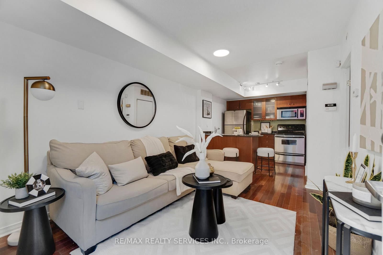 38 Western Battery Road, Unit 632 - Image 1