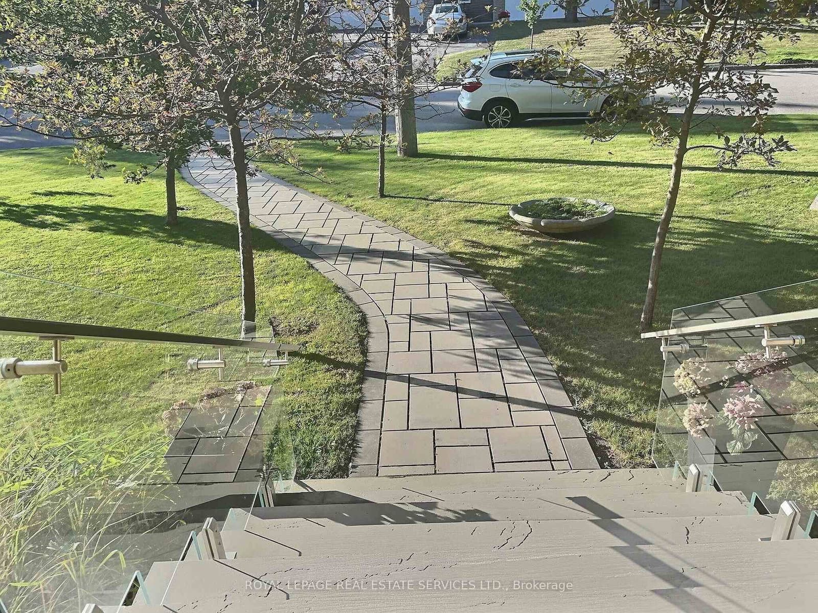 33 Blue Forest Drive - Image 3