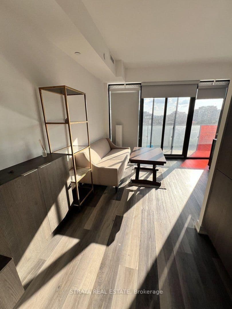 215 Queen Street W, Unit 605C - Image 4