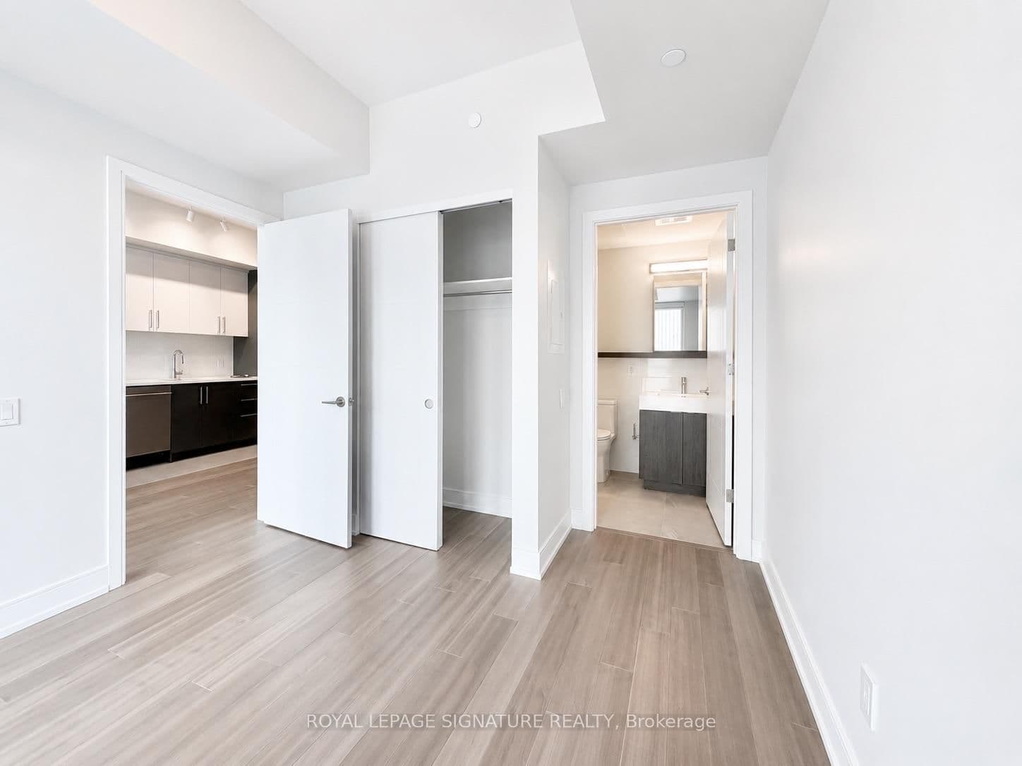 664 Spadina Avenue, Unit 404 - Image 5