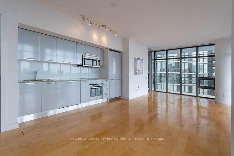 33 Charles Street E, Unit 3902 - Image 3