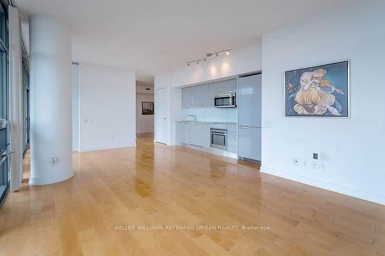 33 Charles Street E, Unit 3902 - Image 5