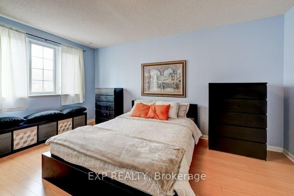 28 Sommerset Way, Unit 1716 - Image 6