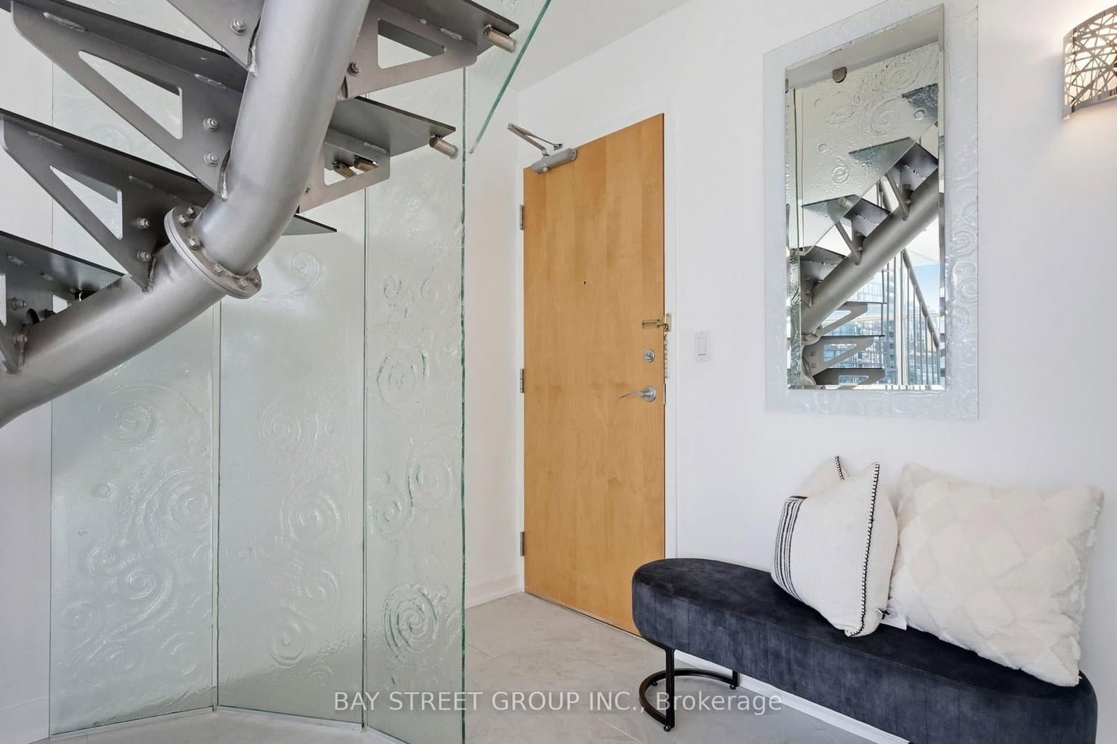 36 Blue Jays Way, Unit 925 - Image 3