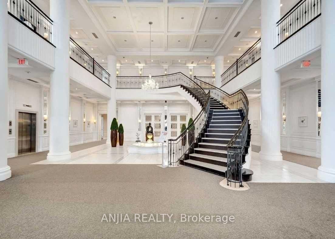 25 Greenview Avenue, Unit 1024 - Image 4