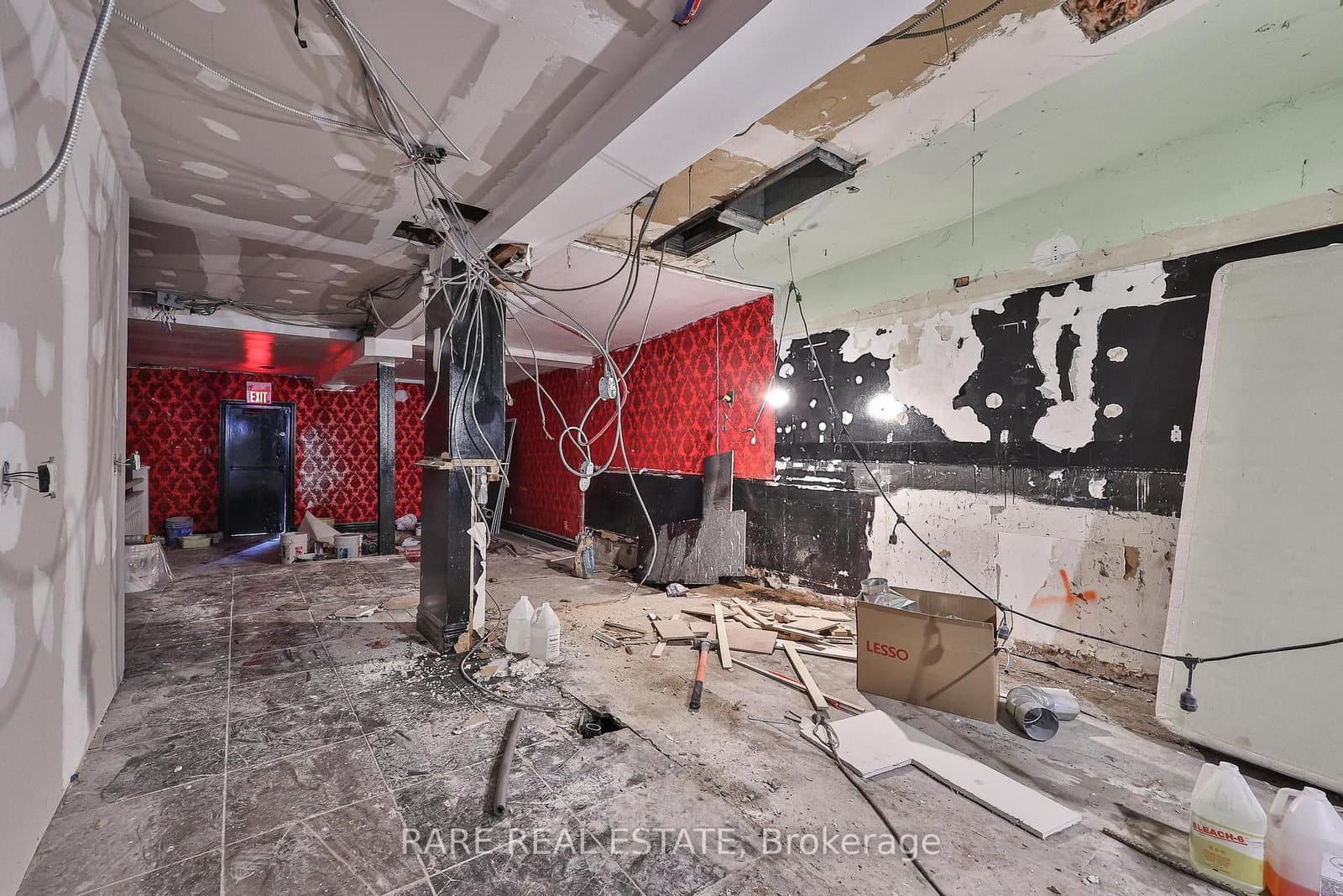 200 Bathurst Street - Image 5