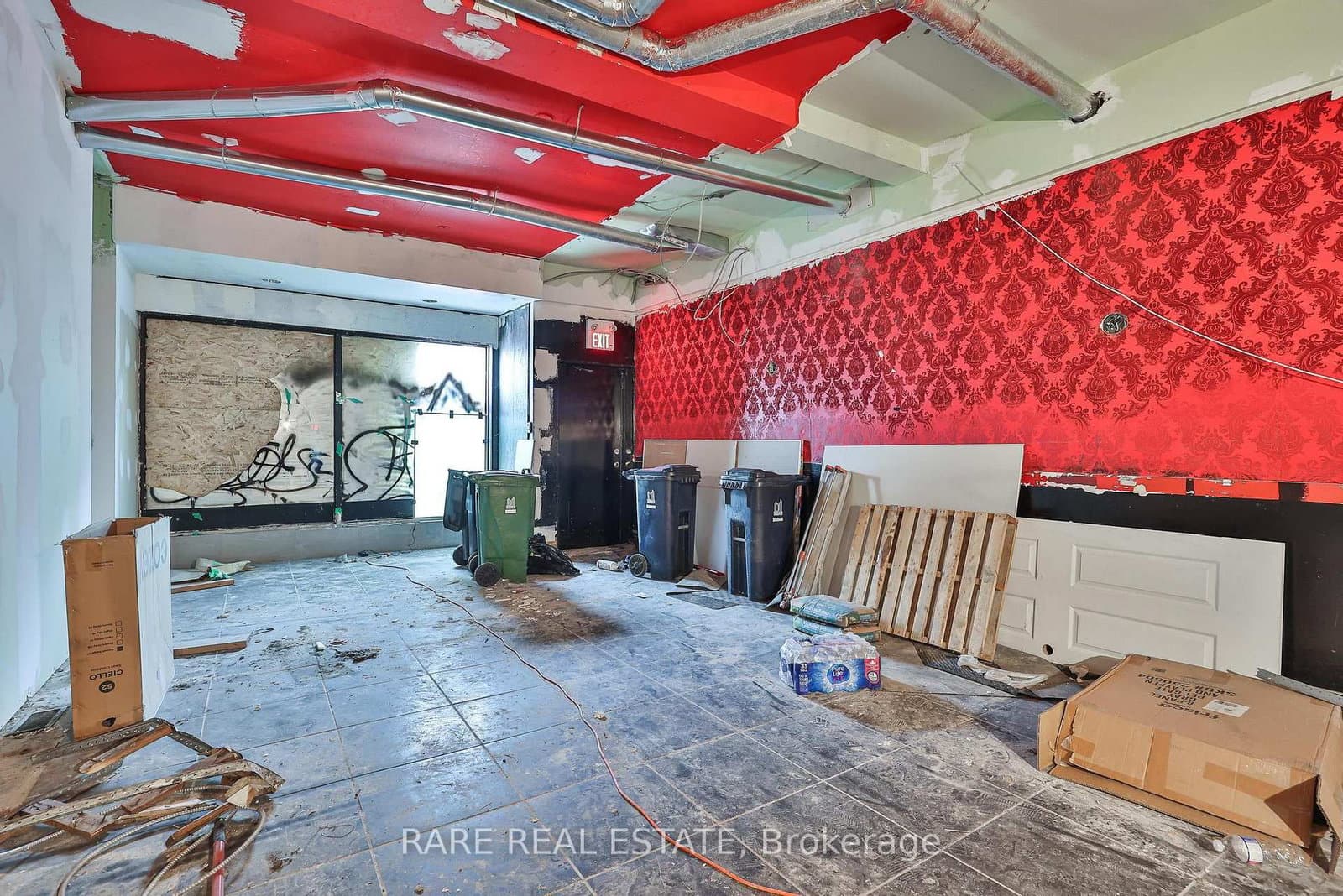 200 Bathurst Street - Image 3