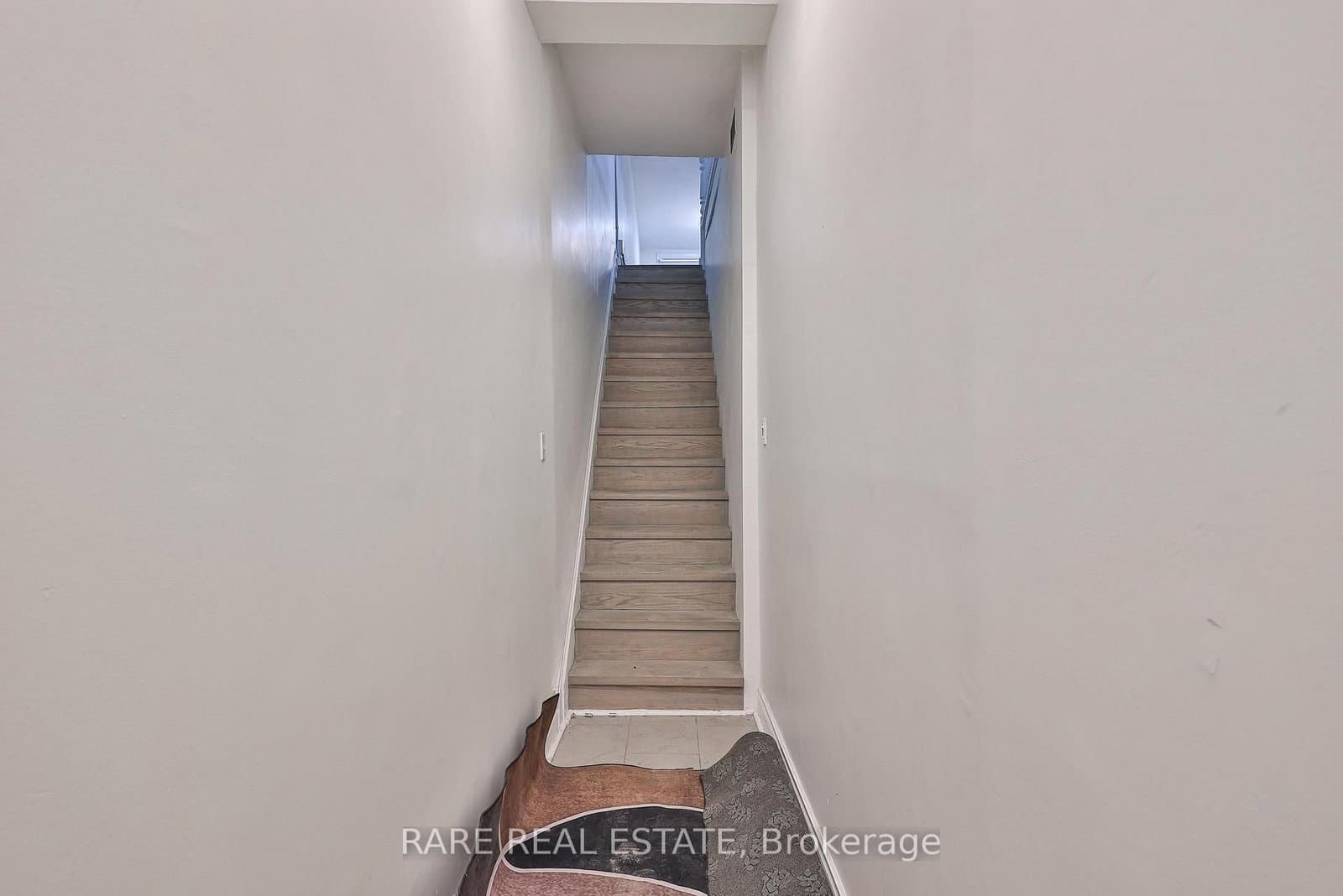 200 Bathurst Street - Image 6