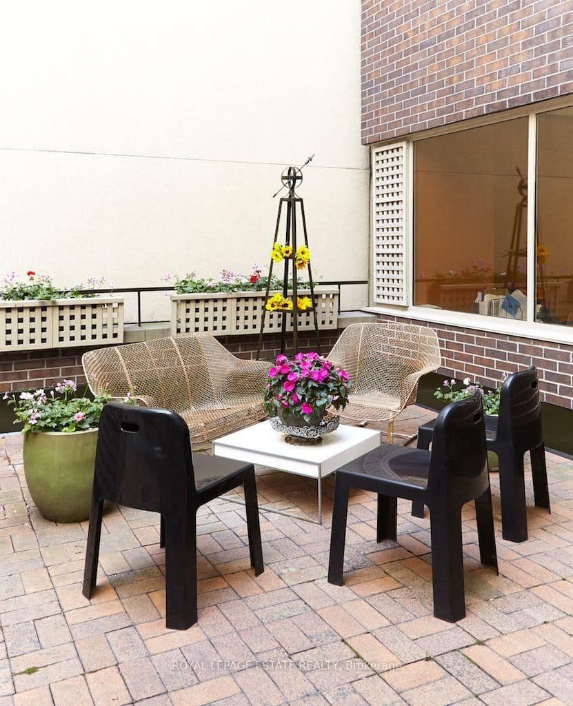 124 Merton Street, Unit 404 - Image 6