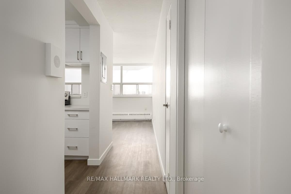 5949 Yonge Street, Unit 1105 - Image 5