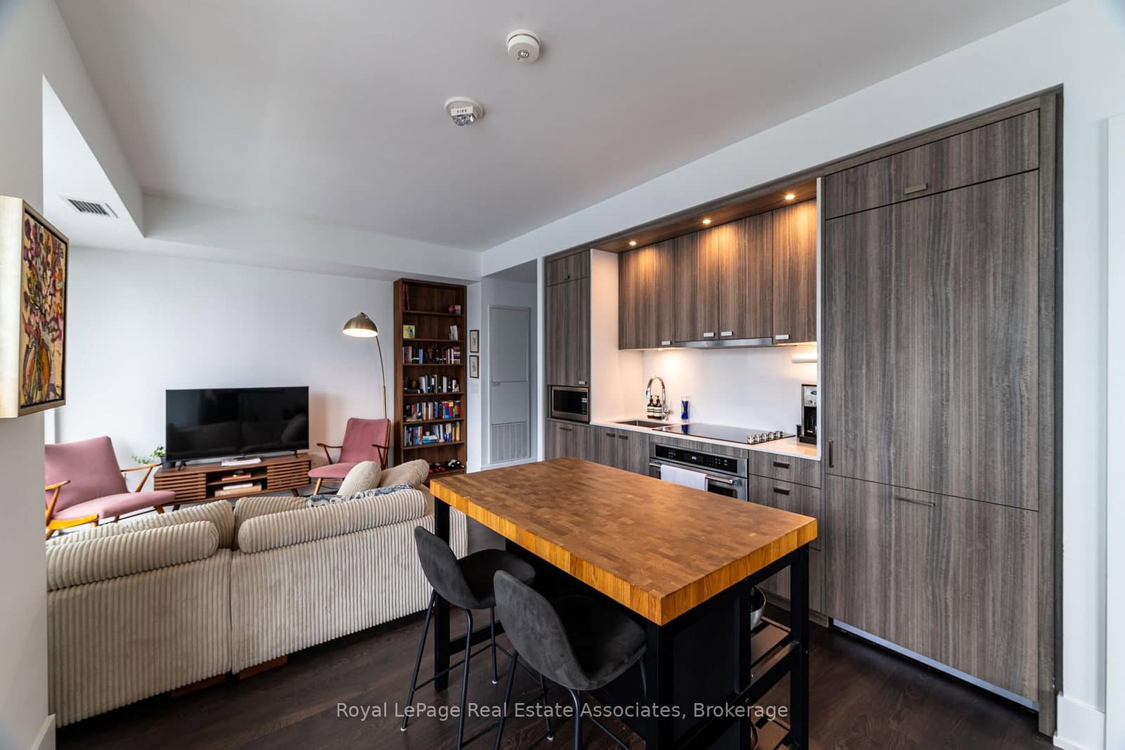 480 Front Street W, Unit 1206 - Image 2