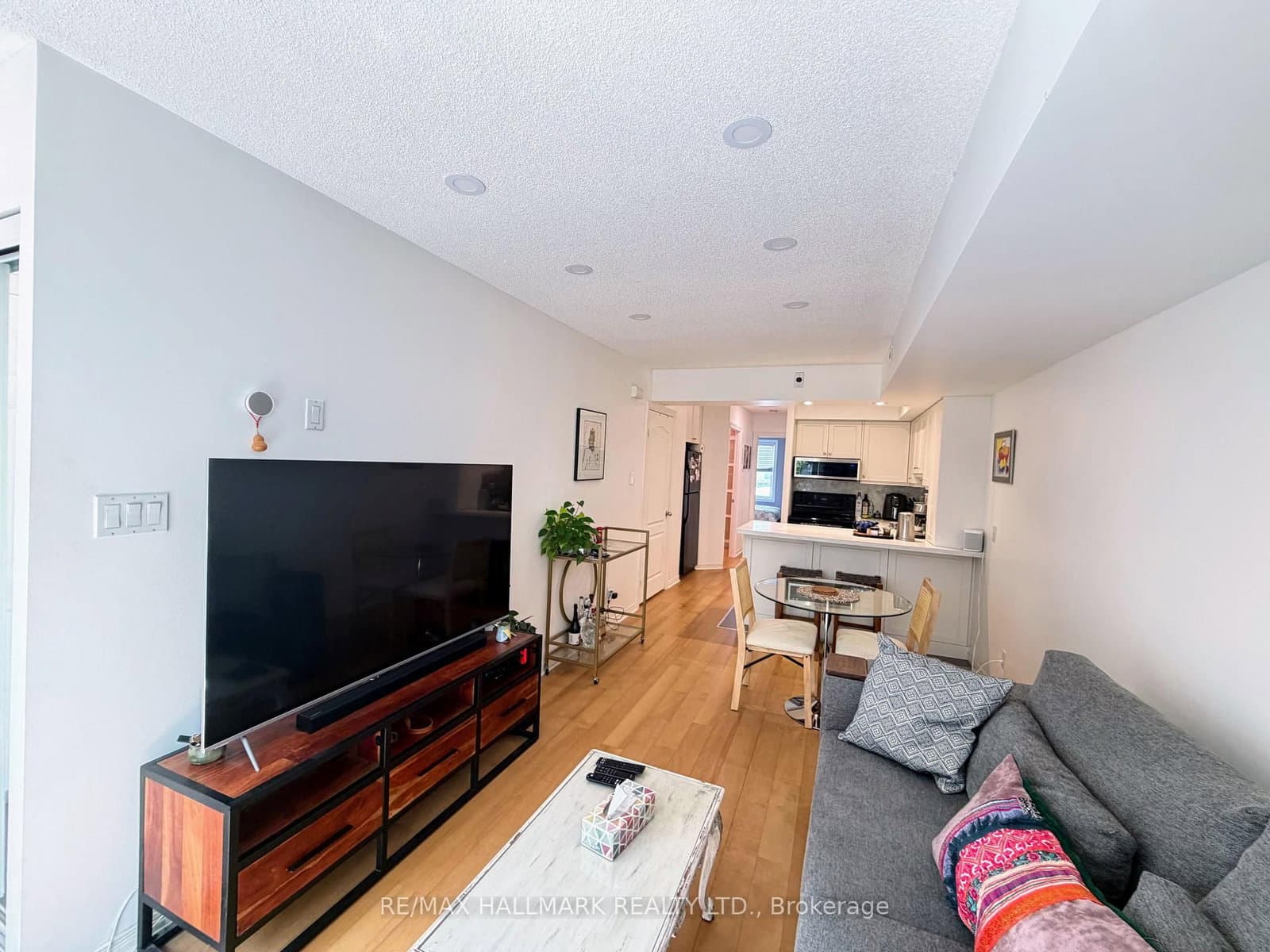12 Sudbury Street S, Unit 3009 - Image 5
