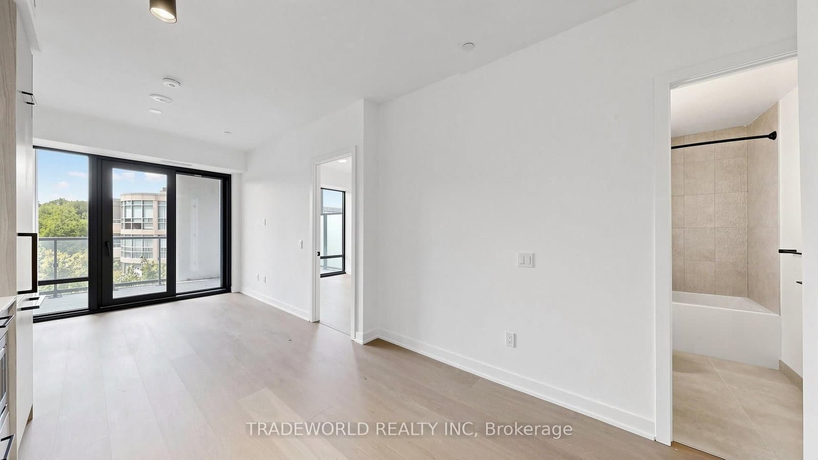 91 Montclair Avenue, Unit 707 - Image 6