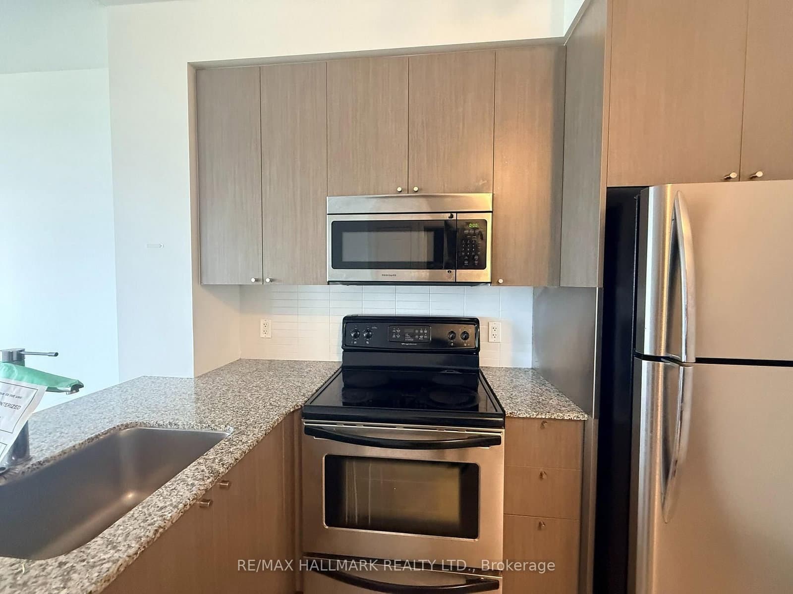 23 Sheppard Avenue E, Unit 2011 - Image 5