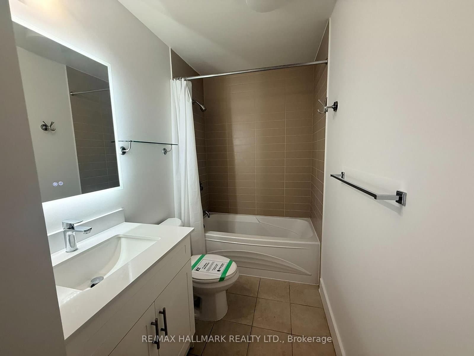 23 Sheppard Avenue E, Unit 2011 - Image 6