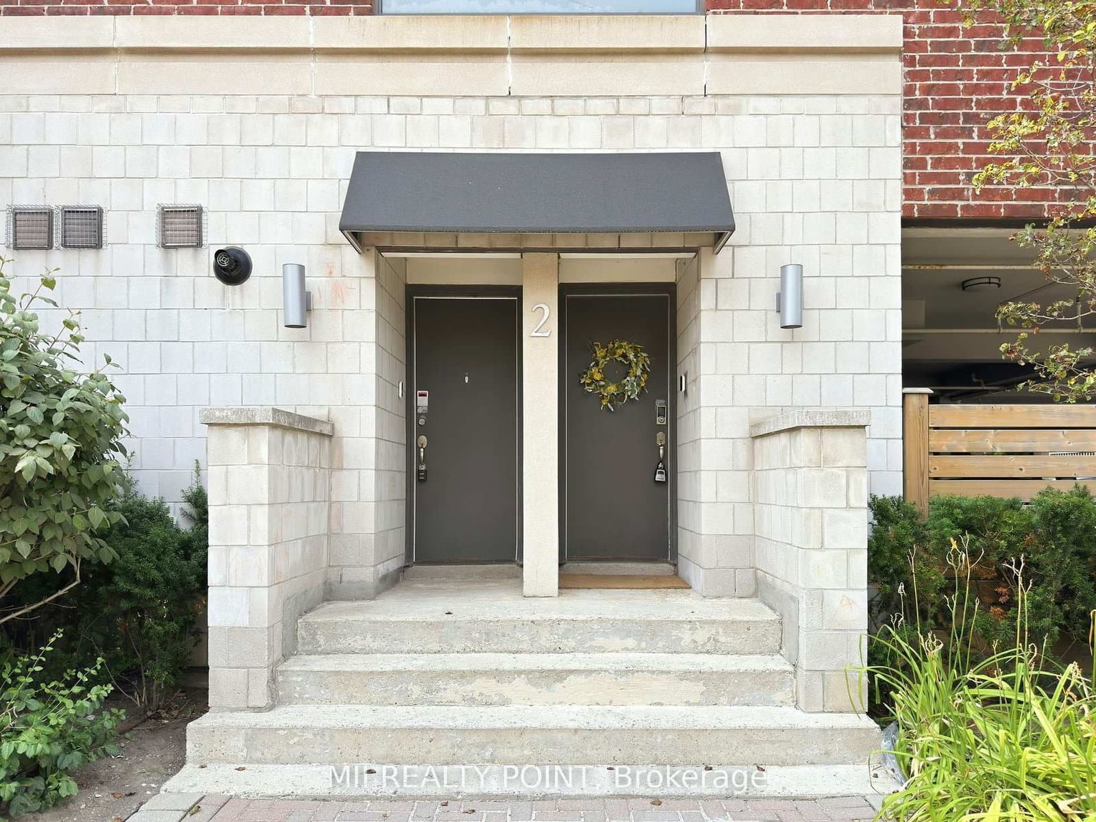 2 Maxwell Street, Unit 201 - Image 4