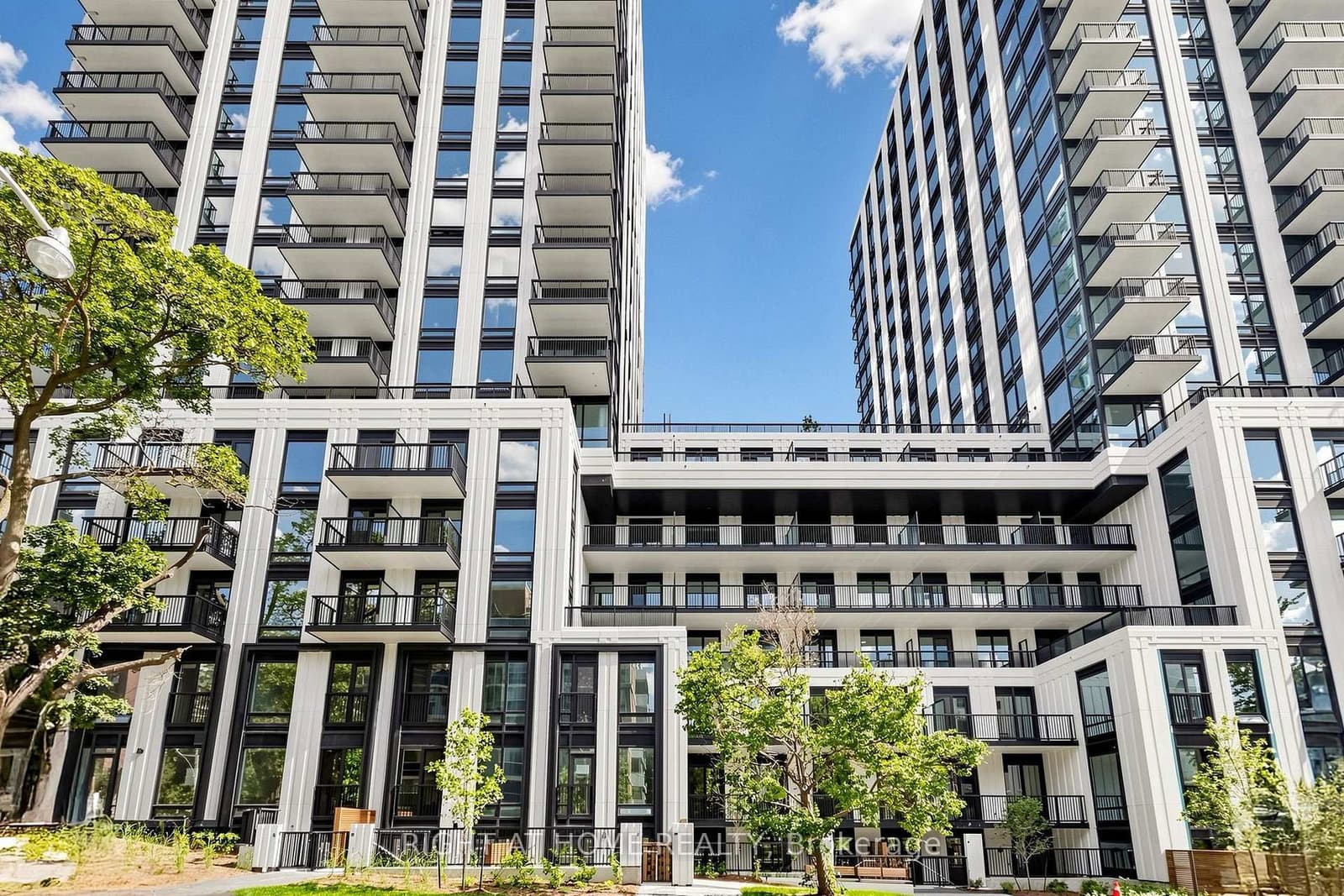 91 Montclair Avenue, Unit 521 - Image 2