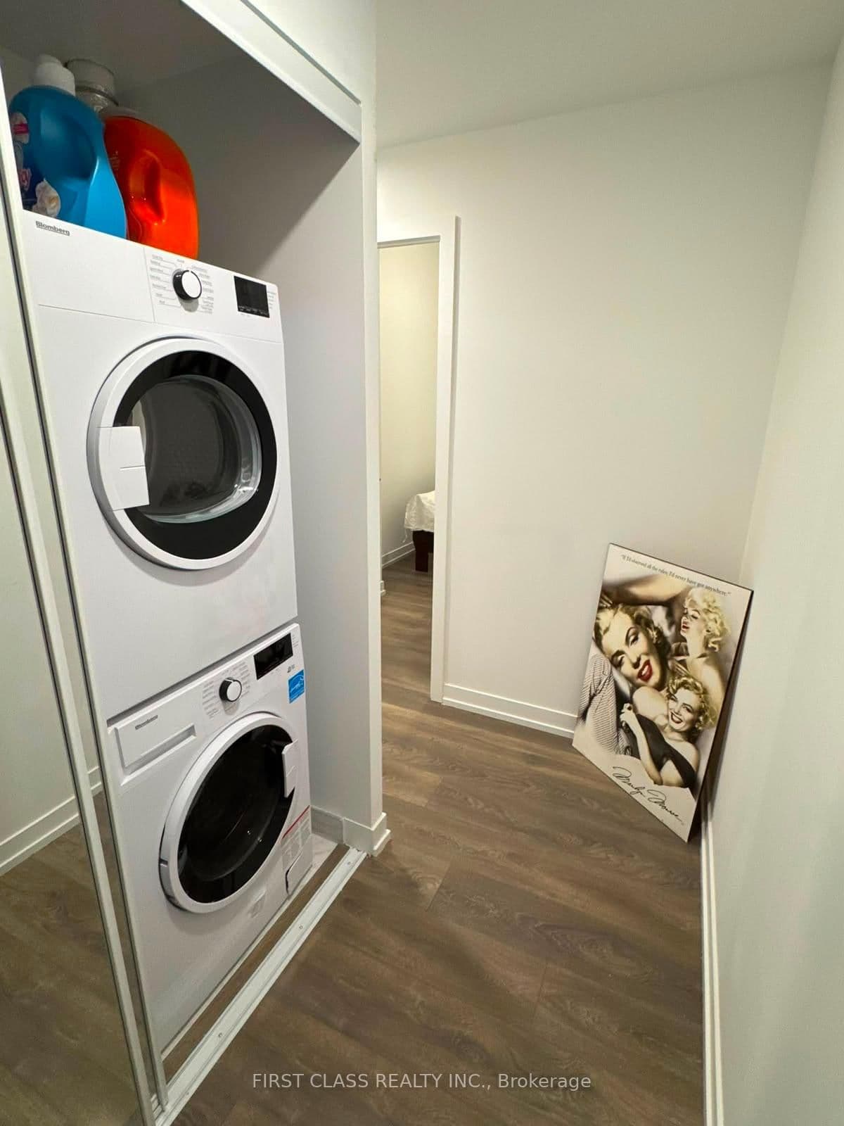 82 Dalhousie Street, Unit 2517 - Image 6