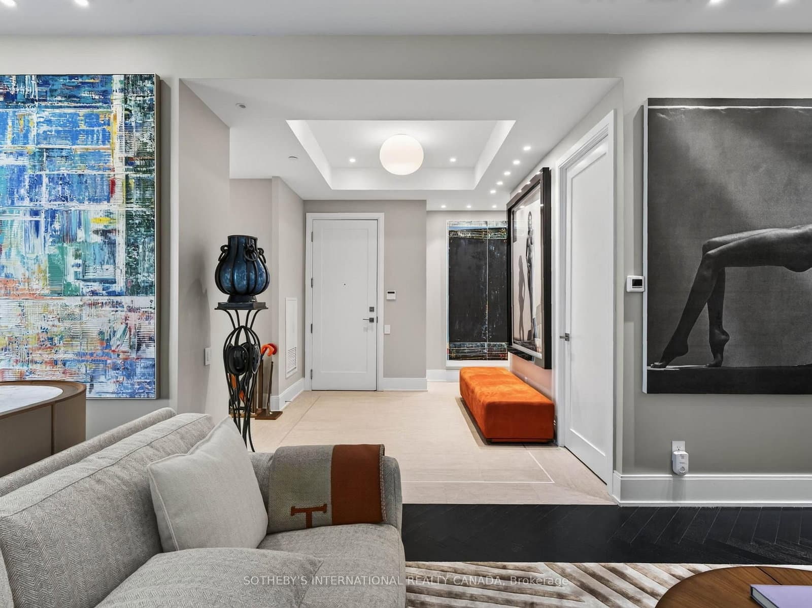 50 Charles Street E, Unit 5501 - Image 4