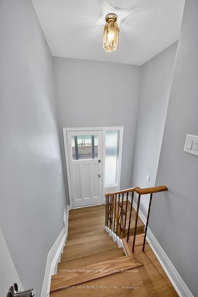 201 Goddard Street, Unit Lower - Image 4