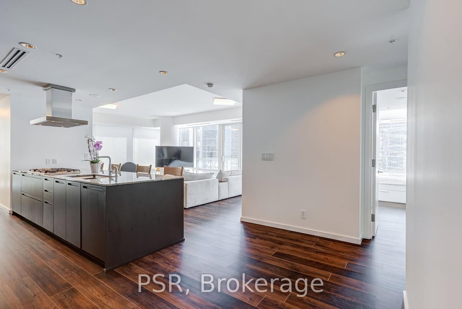 180 University Avenue, Unit 3109 - Image 4