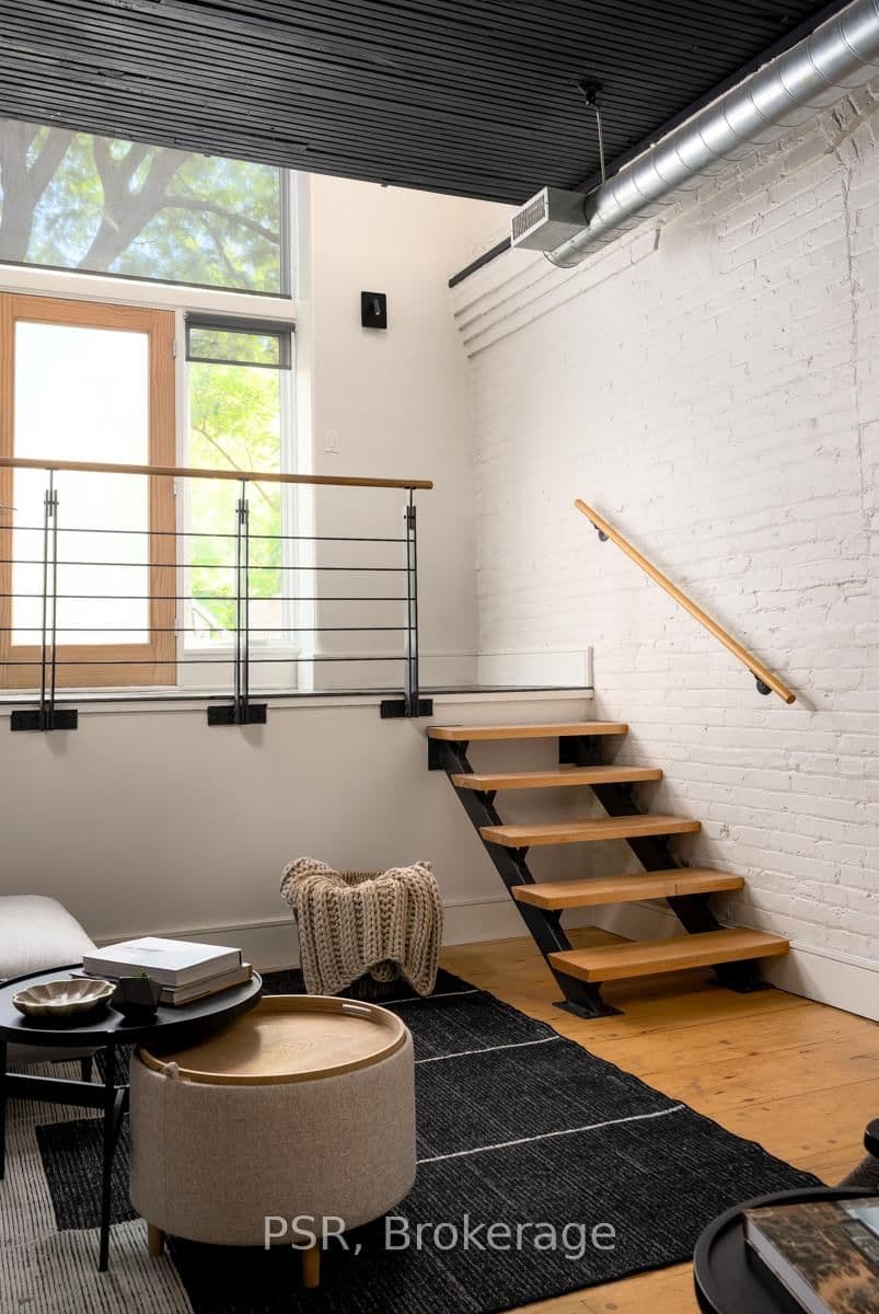 20 Brockton Avenue, Unit 8 - Image 4