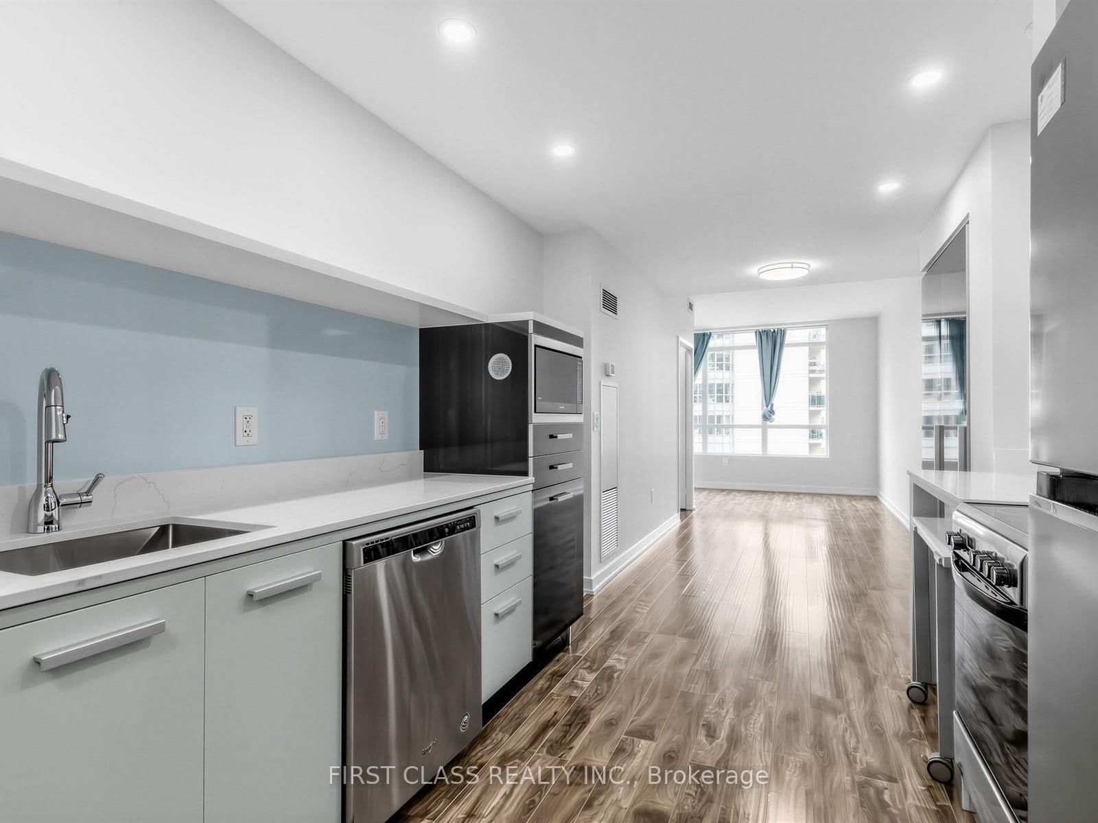 38 Dan Leckie Way, Unit 715 - Image 5