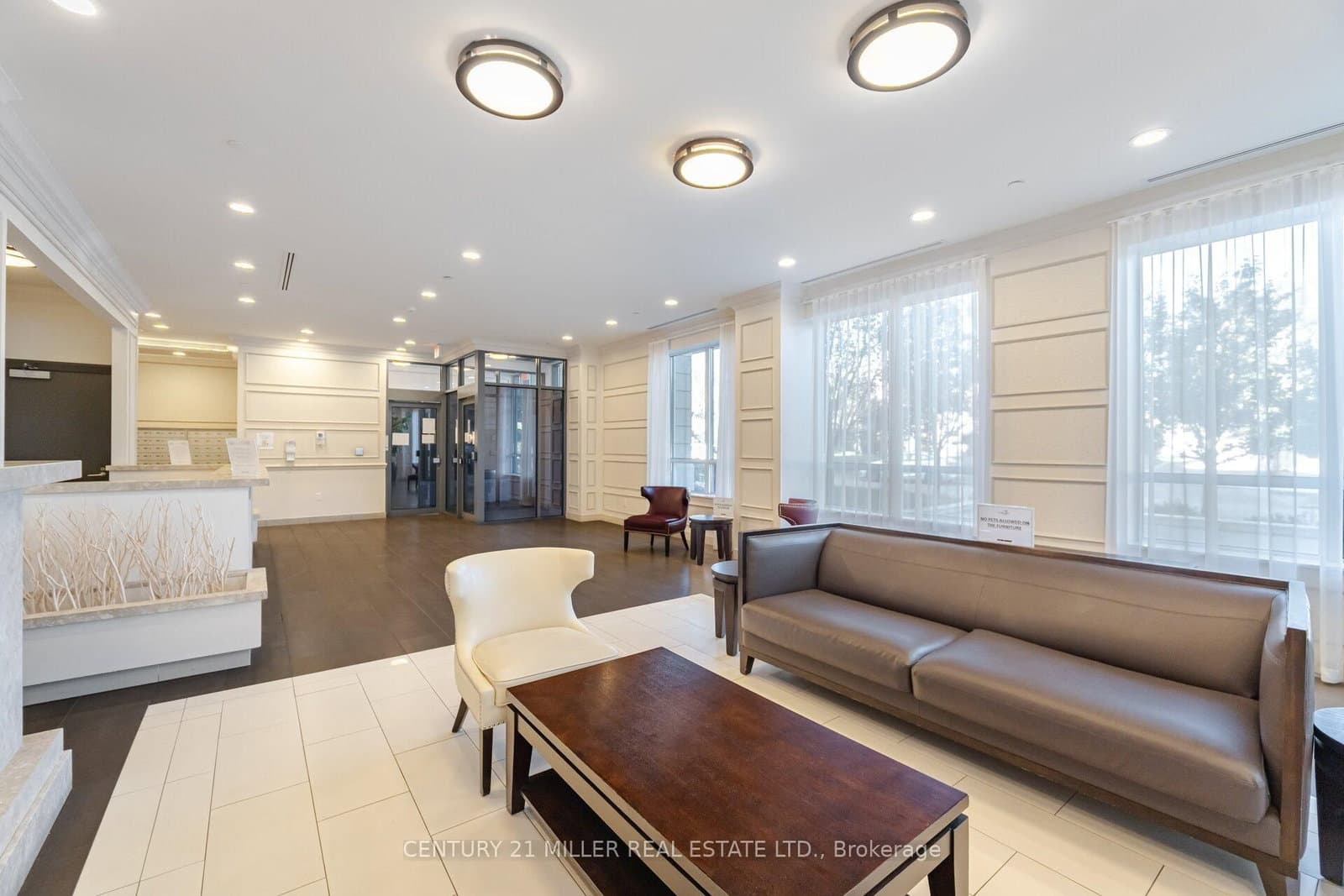 35 Saranac Boulevard, Unit Ph08 - Image 5