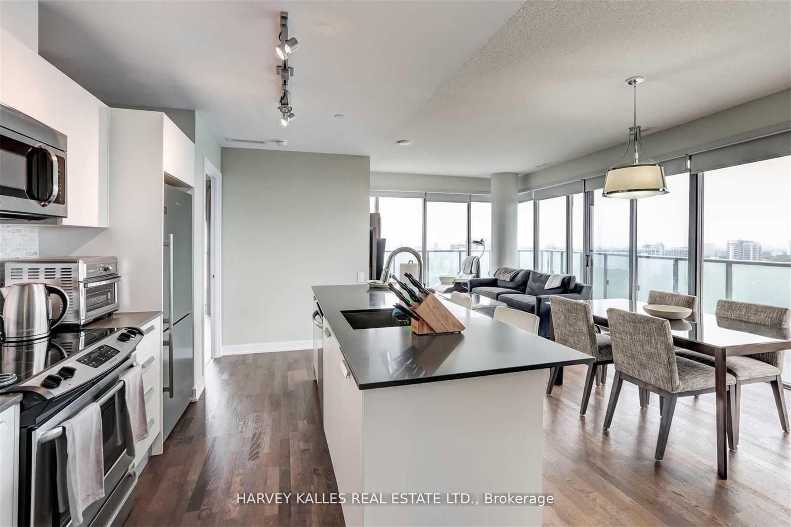 1815 Yonge Street, Unit 2502 - Image 6