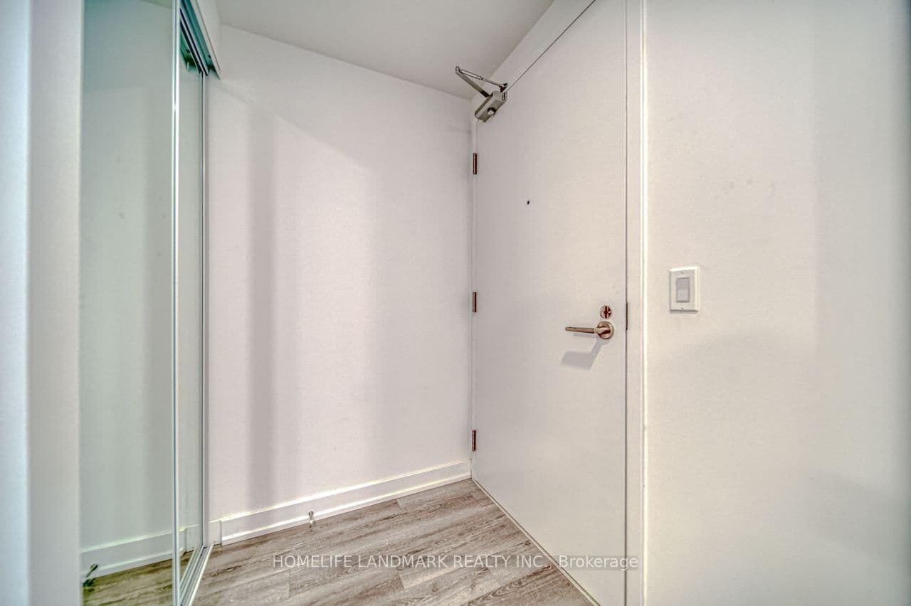 230 Simcoe Street, Unit 1919 - Image 3