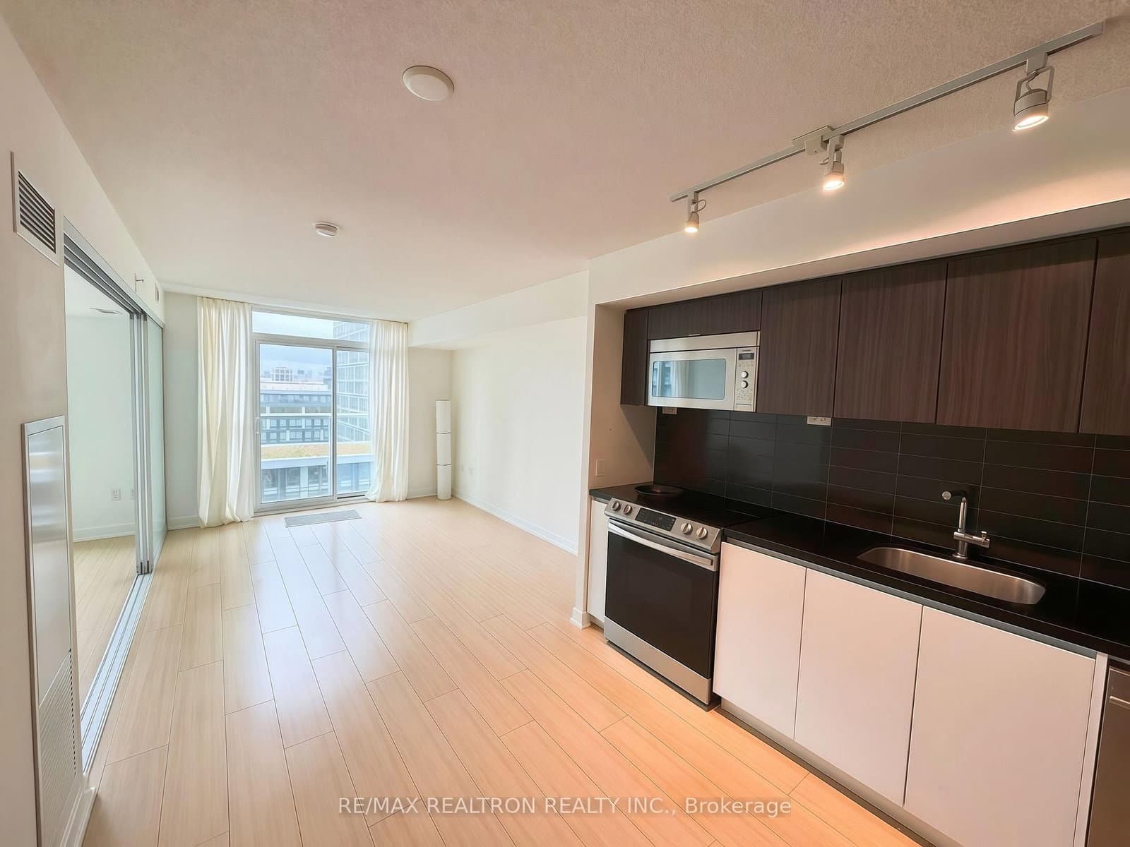 85 Queens Wharf Road, Unit 1211 - Image 2