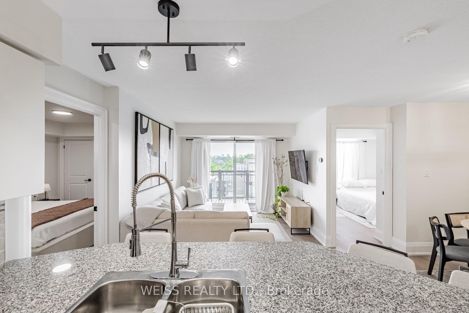 872 Sheppard Avenue W, Unit 609 - Image 6