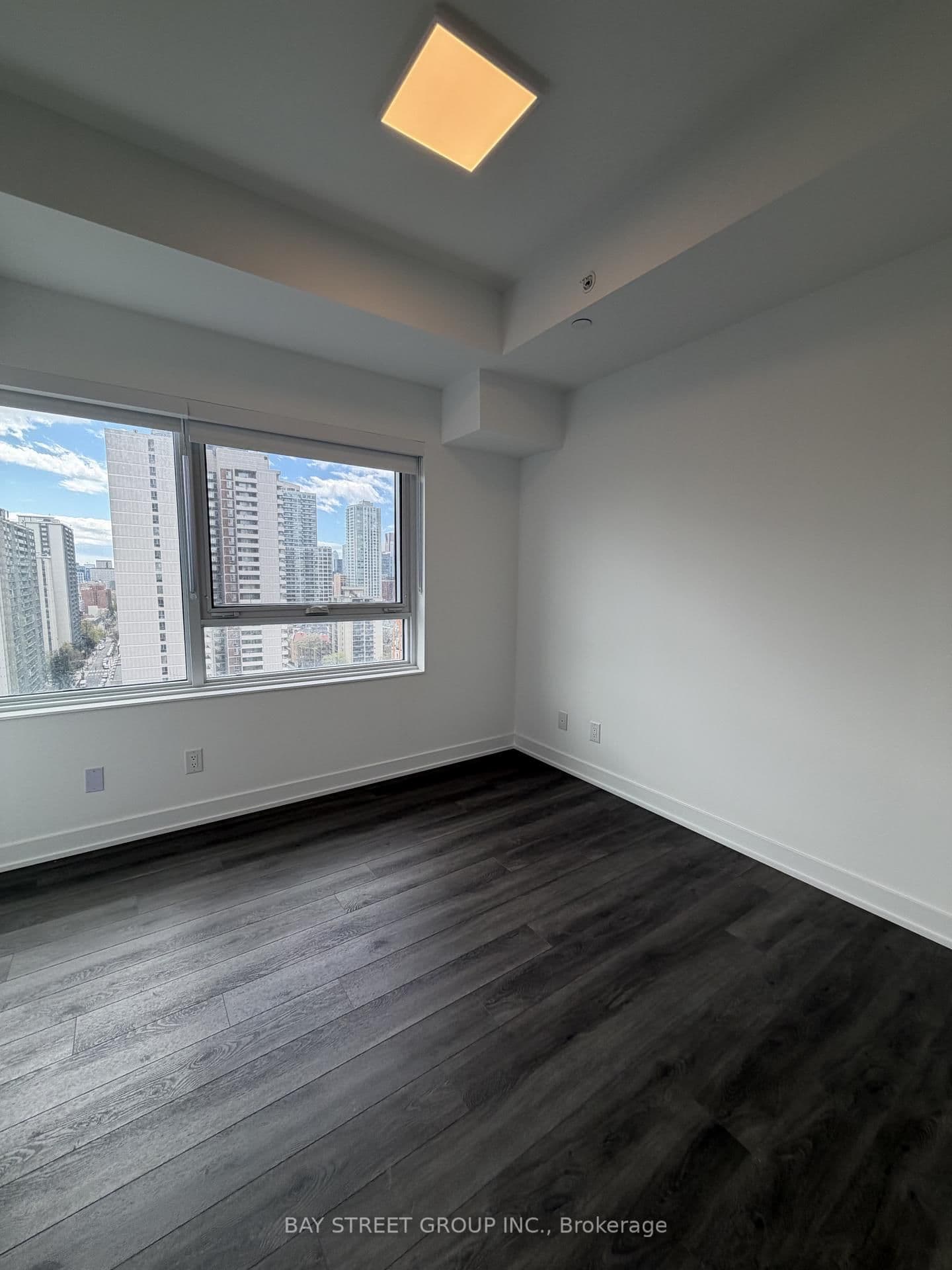 609 Sherbourne Street, Unit 1710 - Image 5