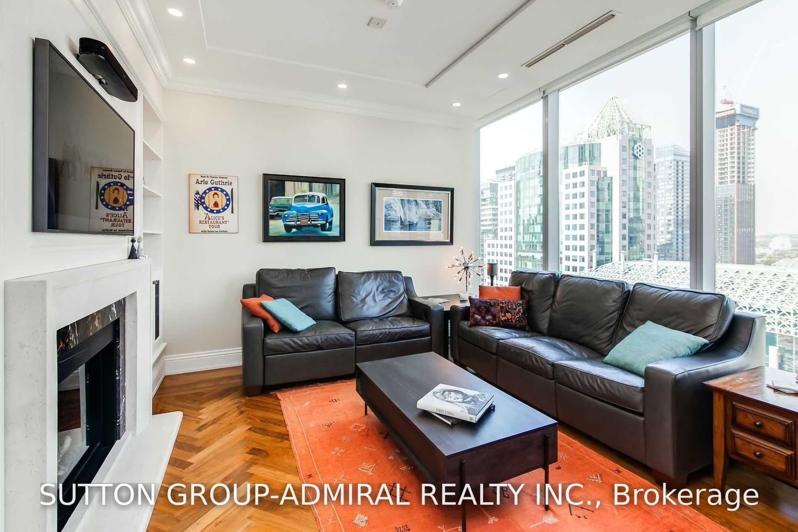 183 Wellington Street W, Unit 2202 - Image 3