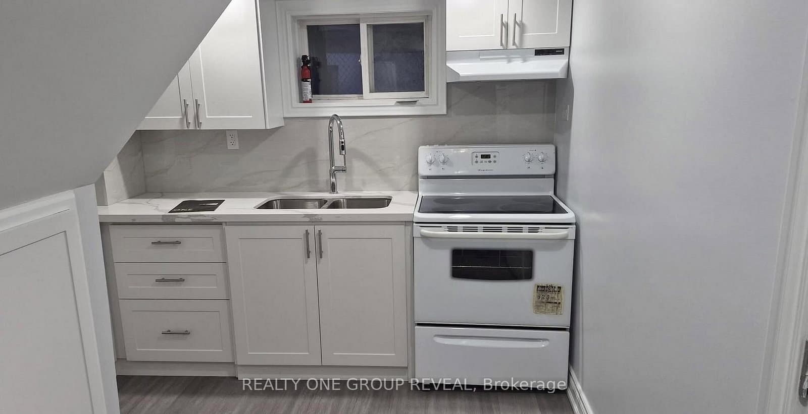 75 Regatta Crescent, Unit Basement - Image 3