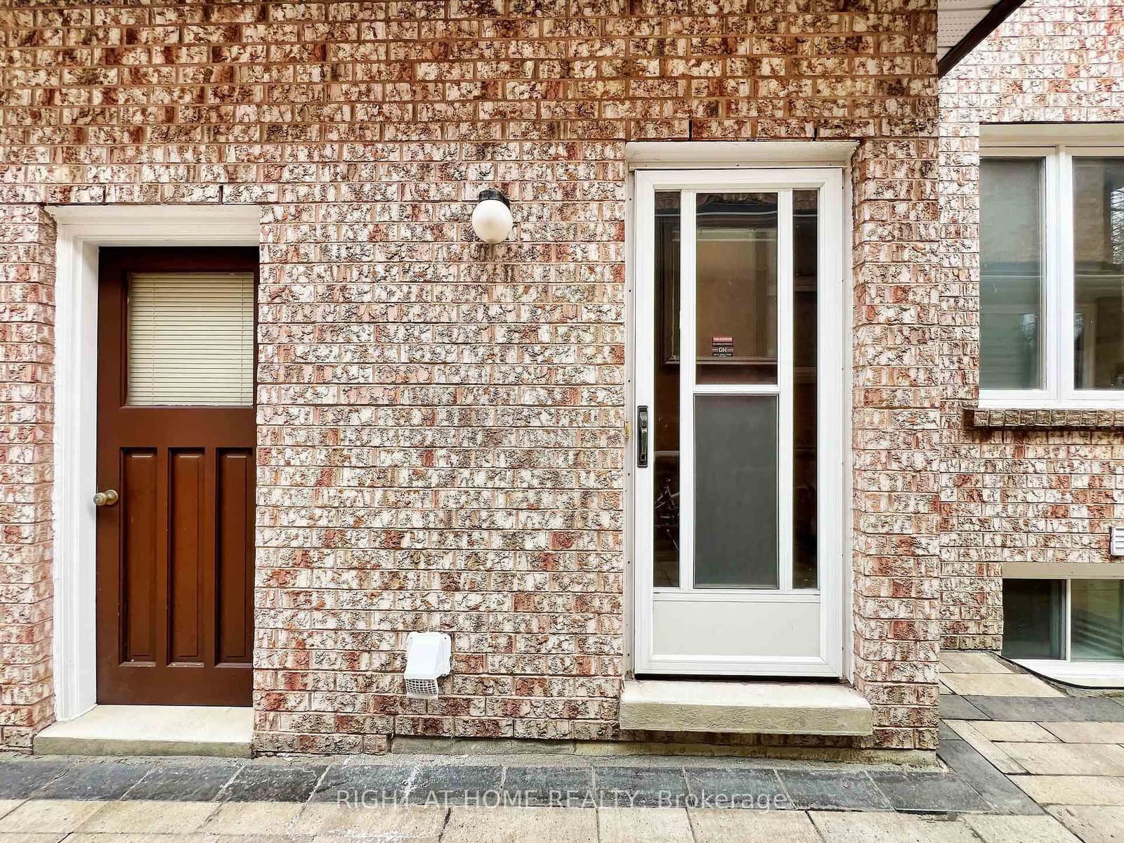 150 Holmes Avenue - Image 6